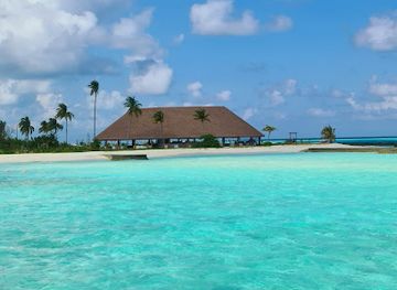 maldives/meemu-atoll/attraction/aarah-beach