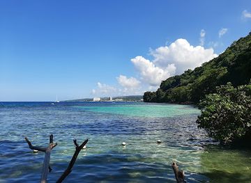 jamaica/north-coast/attraction/little-dunn-s-river-beach