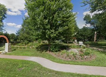 wisconsin/great-river-road/attraction/the-gardens