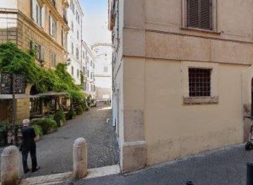 vatican-city/gregorian-etruscan-museum/attraction/piazza-della-madonna-dei-monti-4