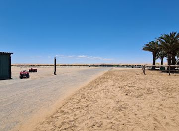 namibia/spitzkoppe/attraction/desert-explorers-adventure-centre