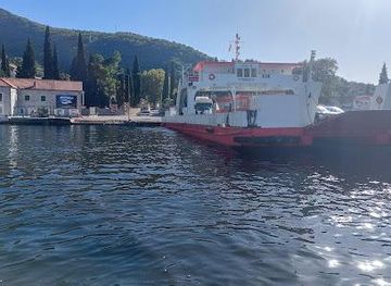 montenegro/cetinje/attraction/ferry-kamenari