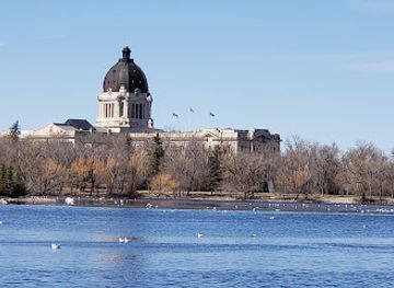 canada/regina/attraction/pine-island