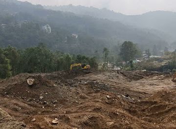 india/gangtok/attraction/paragling-ground