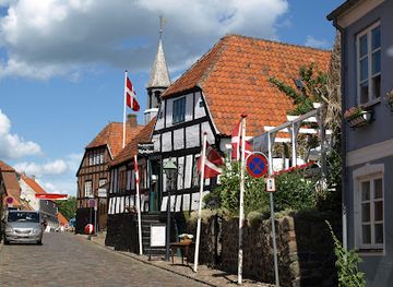 denmark/mols-bjerge-national-park/attraction/museum-ostjylland-farvergarden