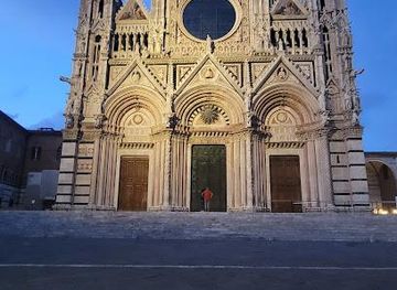 italy/arezzo/attraction/santa-maria-della-scala