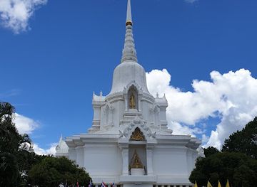 thailand/phetchabun-mountains/attraction/kanchanapisek-pagoda