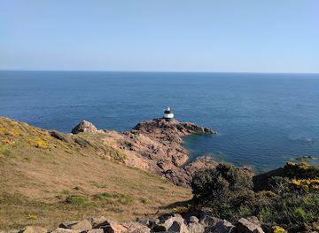 jersey/portelet-bay/attraction/wwii-gun-emplacement
