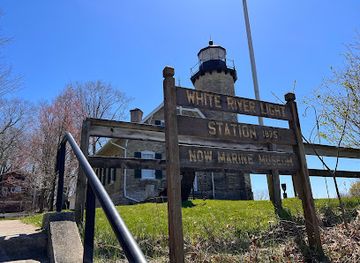 michigan/pere-marquette-state-forest/attraction/white-river-light-station
