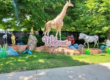 wisconsin/racine/attraction/racine-zoo