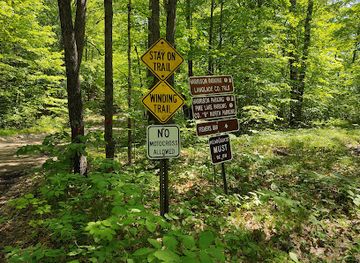 wisconsin/ice-age-trail/attraction/ice-age-trail-harrison-hills-segment