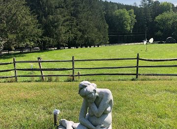 vermont/woodstock/attraction/elm-arches