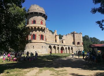 czechia/palava/attraction/zayferus-exhibitions-of-birds-of-prey