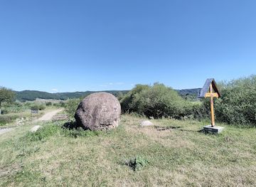 romania/prahova/attraction/trovant