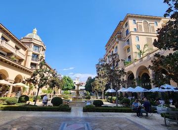 california/venice-beach/attraction/beverly-canon-gardens
