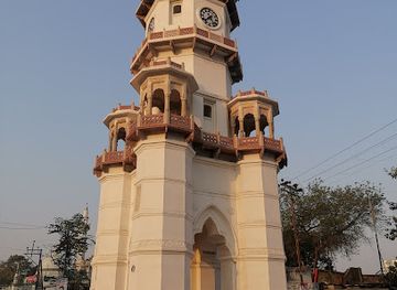 india/central-india/attraction/ghanta-ghar