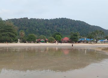thailand/andaman-coast/attraction/khlong-dao-beach