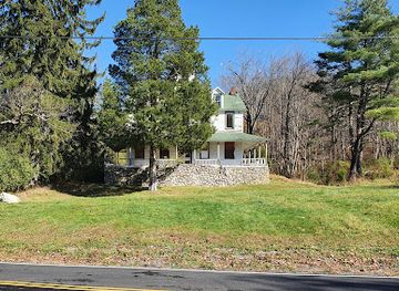 new-jersey/delaware-water-gap-national-recreation-area/attraction/delaware-view-house