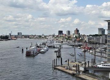 germany/hamburg/attraction/uberseebrucke