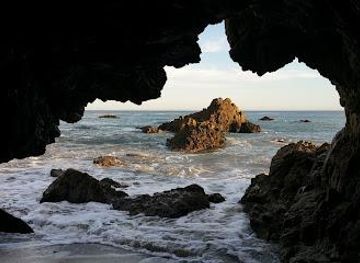 california/santa-monica/attraction/leo-carrillo-state-park