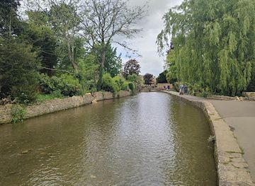 united-kingdom/gloucestershire/attraction/the-dragonfly-maze