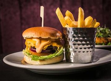 united-kingdom/windsor/attraction/tiger-tiger-london