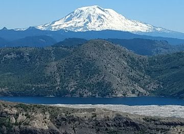 washington/mount-st-helens-national-volcanic-monument/attraction/mount-saint-helens-national-volcanic-monument