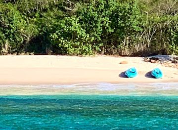 antigua-and-barbuda/st-john-s/attraction/queen-s-beach-antigua