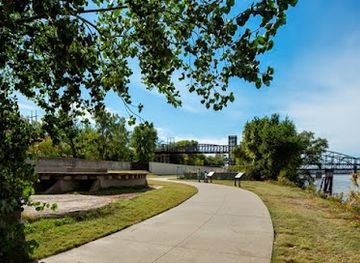 kansas/kansas-city/attraction/berkley-riverfront