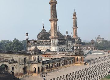 india/lucknow/charbagh/attraction/bada-imambara-west-lucknow