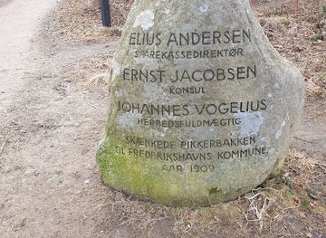 denmark/frederikshavn/attraction/mindesten-for-de-3