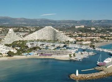 monaco/la-rousse/attraction/marina-baie-des-anges