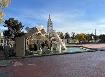 california/castro-valley/attraction/embarcadero-plaza