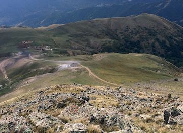 armenia/aparan-reservoir/attraction/teghenis-mtn