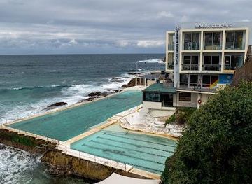 australia/sydney/attraction/bondi-icebergs-swimming-club