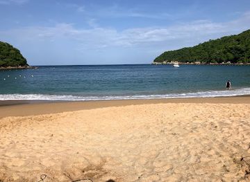 mexico/huatulco/attraction/playa-maguey-parque-nacional-huatulco