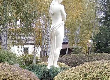 ukraine/mykolaiv-region/attraction/the-sculpture-mother-and-child