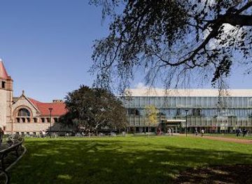 massachusetts/boston/attraction/cambridge-public-library