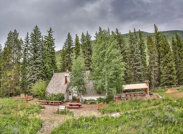colorado/vail/attraction/vail-nature-center-walking-mountains