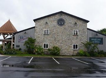 kentucky/bardstown/attraction/limestone-branch-distillery