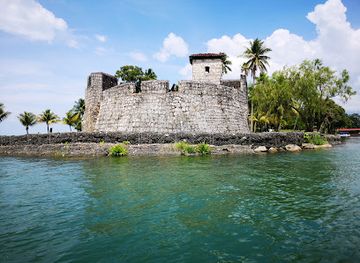 guatemala/caribbean-coast/attraction/castillo-de-san-felipe-de-lara