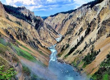 montana/the-yellowstone-valley/attraction/grand-canyon-of-the-yellowstone