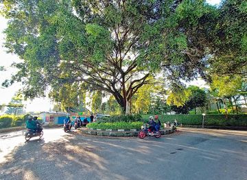 indonesia/bandung/ciumbuleuit/attraction/bunderan-ciumbuleuit