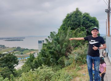 ecuador/guayas-region/attraction/santa-ana-hill