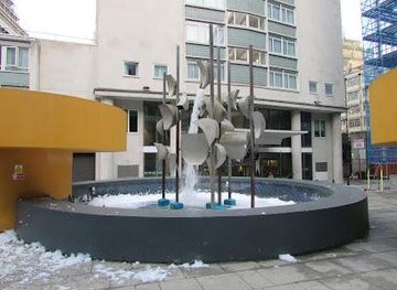 united-kingdom/chester/attraction/piazza-fountain
