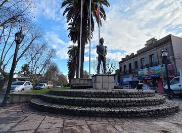 argentina/tigre/attraction/monumento-granadero