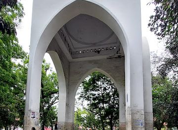 bangladesh/dhaka/dhanmondi/attraction/bahadur-shah-park