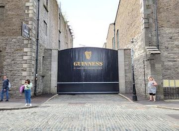 ireland/dublin/attraction/guinness-storehouse