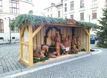 czechia/prague/attraction/fountain-with-an-allegorical-statue-of-the-vltava-tereza