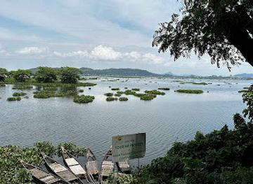 india/guwahati/attraction/deepar-beel-wildlife-sanctuary